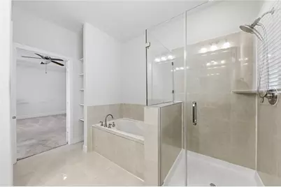 960 W 24th Street, Houston, TX 77008 - Photo 38