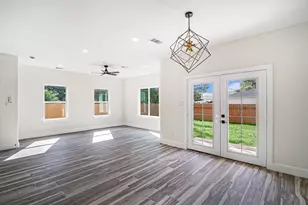 9807 Bamboo Rd, Houston, TX 77041 - Photo 14