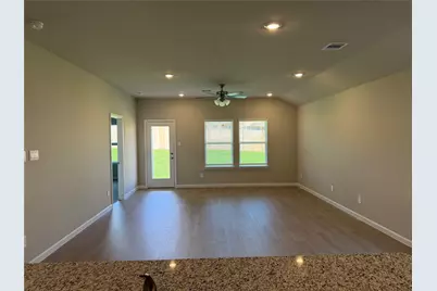 1717 San Jacinto Dr, Brenham, TX 77833 - Photo 4