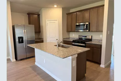 1717 San Jacinto Dr, Brenham, TX 77833 - Photo 6
