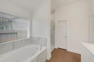 21451 Jacaranda Blossom Wy, Tomball, TX 77377 - Photo 12