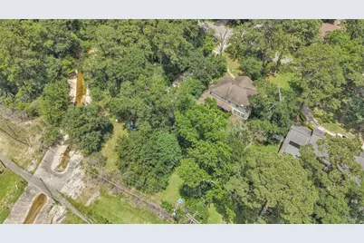 660 Stonewall Jackson Drive, Conroe, TX 77302 - Photo 38