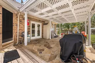 9046 Fairbloom Ln, Houston, TX 77040 - Photo 34