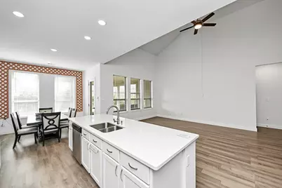 606 Round Lake Drive, Rosenberg, TX 77469 - Photo 8