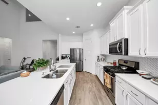 606 Round Lake Dr, Rosenberg, TX 77469 - Photo 12