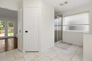 12203 Meadow Lake Dr, Houston, TX 77077 - Photo 14