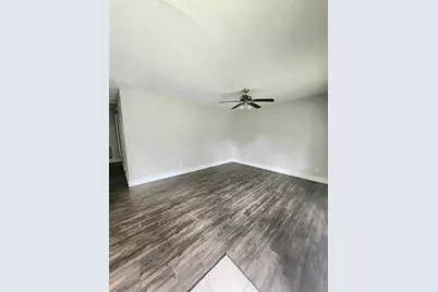 9110 Kentshire Drive #B, Houston, TX 77078 - Photo 2