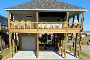 2785 Gulfview Ln, Port Bolivar, TX 77650 - Photo 1