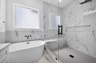 2415 Harrington St, Houston, TX 77026 - Photo 36