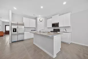 2322 E Winding Pnes Dr, Tomball, TX 77375 - Photo 18