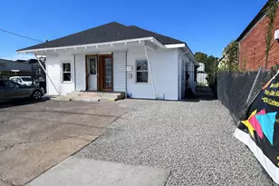304 Lockwood Dr, Houston, TX 77011 - Photo 2