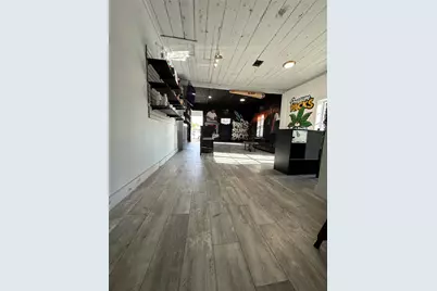 304 Lockwood Drive, Houston, TX 77011 - Photo 14