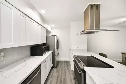 3131 Cummins Street #71, Houston, TX 77027 - Photo 4