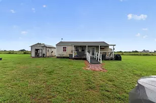 170 Clam Dr, Palacios, TX 77465 - Photo 22