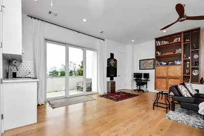 2303 Yupon Street, Houston, TX 77006 - Photo 44
