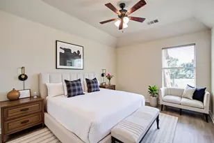 4602 Schiller Park Ln, Sugar Land, TX 77479 - Photo 18