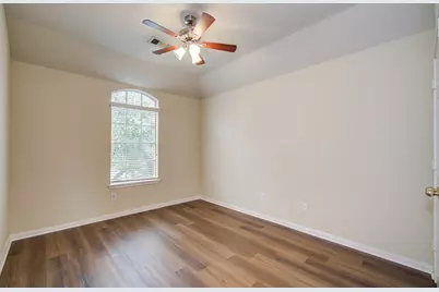 4602 Schiller Park Lane, Sugar Land, TX 77479 - Photo 46