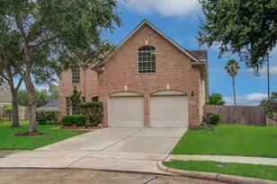 4602 Schiller Park Ln, Sugar Land, TX 77479 - Photo 2