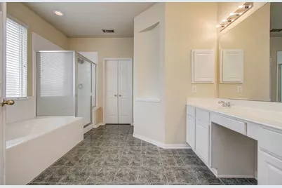 4602 Schiller Park Lane, Sugar Land, TX 77479 - Photo 32