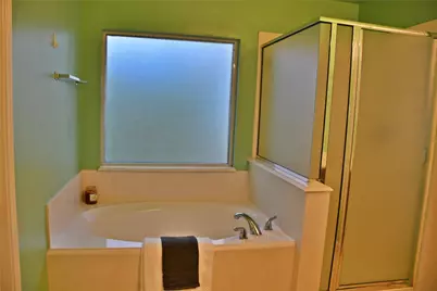 12802 Mills Trail Lane, Houston, TX 77070 - Photo 10