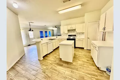 16214 Mission Glen Drive, Houston, TX 77083 - Photo 6