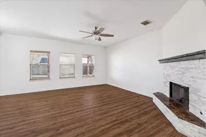 4534 Marquis Avenue, Baytown, TX 77521 - Photo 14