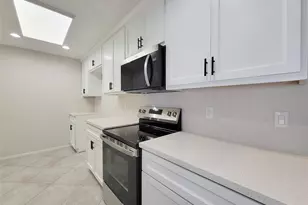 4427 Algernon Dr, Spring, TX 77373 - Photo 10