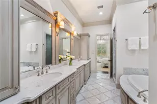 12614 Pebblebrook Dr, Houston, TX 77024 - Photo 20