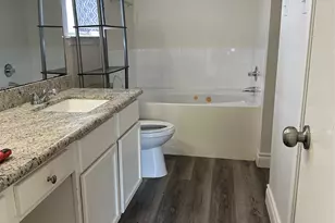 8030 Golf Green Cir, Houston, TX 77036 - Photo 14