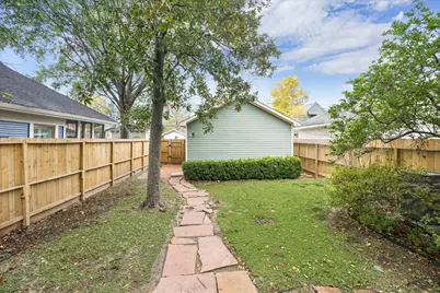 333 W 22nd Street, Houston, TX 77008 - Photo 36