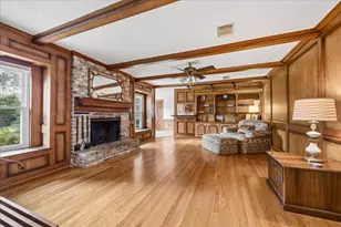 13515 Westport Ln, Houston, TX 77079 - Photo 12