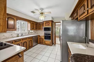 13515 Westport Ln, Houston, TX 77079 - Photo 8