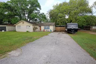 4028 Avenue O, Santa Fe, TX 77510 - Photo 2