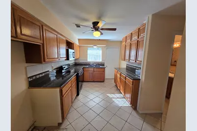 8922 Carousel Lane, Houston, TX 77080 - Photo 22