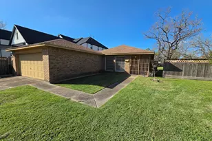 8922 Carousel Ln, Houston, TX 77080 - Photo 4