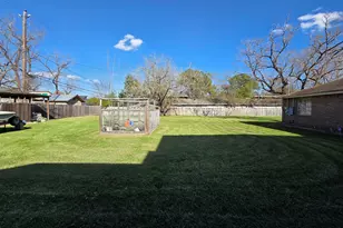 8922 Carousel Ln, Houston, TX 77080 - Photo 12