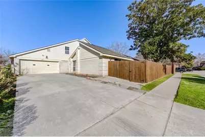 6615 Addicks Clodine Road, Houston, TX 77083 - Photo 4