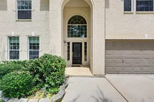 1114 Jasons Bend Dr, Sugar Land, TX 77479 - Photo 4
