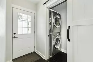 1407 Winnie St, Galveston, TX 77550 - Photo 20