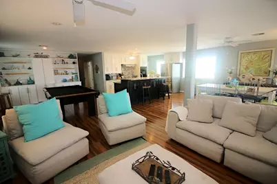 238 Bamaku Bend, Tiki Island, TX 77554 - Photo 6