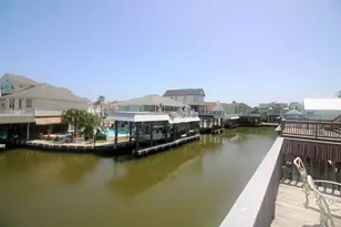238 Bamaku Bend, Tiki Island, TX 77554 - Photo 24