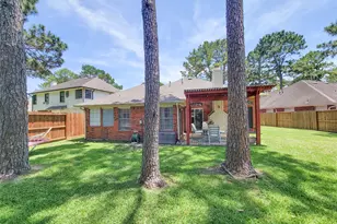 7919 Hidden Oaks Ln, Houston, TX 77095 - Photo 32