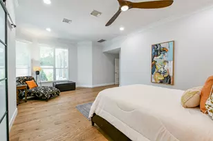 2442 Chimney Rock Rd, Houston, TX 77056 - Photo 28