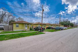 3938 King St, Houston, TX 77026 - Photo 2