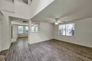 34 S Willow Point Cir, The Woodlands, TX 77382 - Photo 8