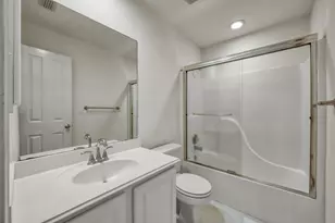 34 S Willow Point Cir, The Woodlands, TX 77382 - Photo 32