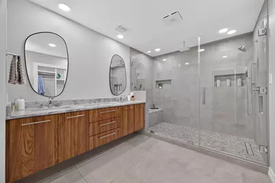 1124 Bomar Street, Houston, TX 77006 - Photo 32