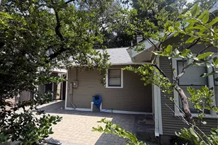 1124 Bomar St, Houston, TX 77006 - Photo 6