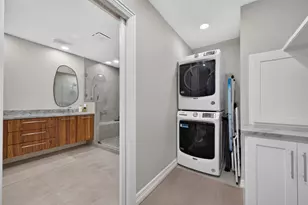 1124 Bomar St, Houston, TX 77006 - Photo 34