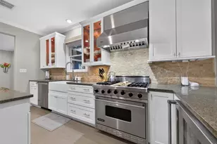 1124 Bomar St, Houston, TX 77006 - Photo 26